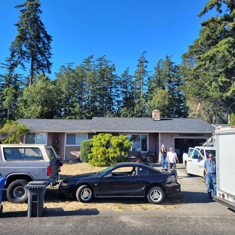 Slide of Straight Line Roofing And Construction
