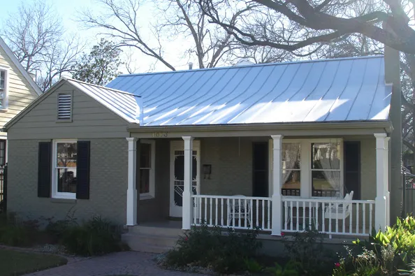 Slide of Straight Solutions Inc.