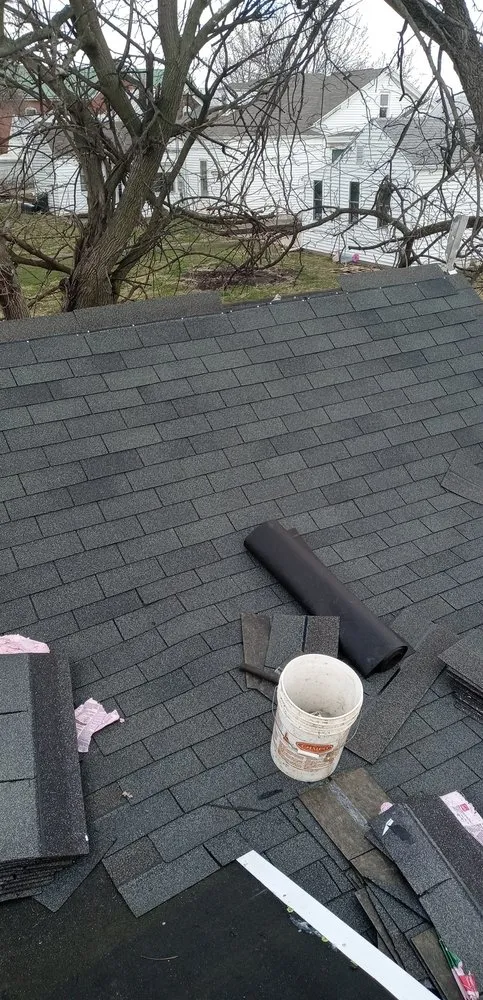 Slide of Straightline Roofing