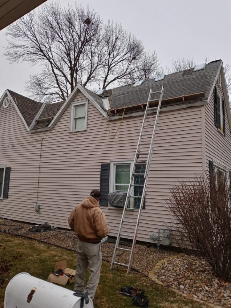 Slide of Straightline Roofing