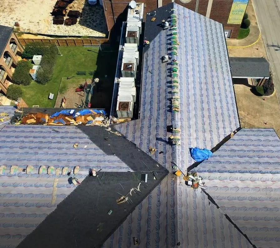 Slide of Strata Roofing and Construction