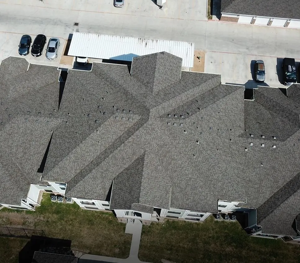 Slide of Strata Roofing and Construction