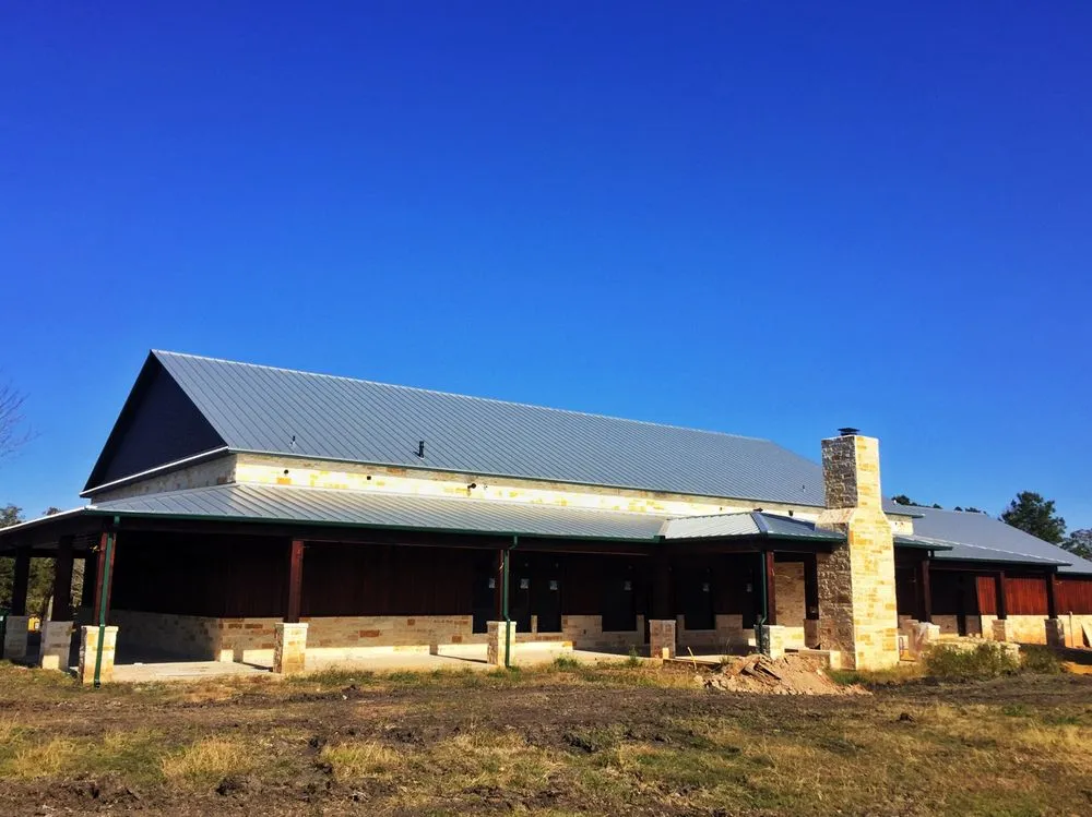 Slide of Strata Roofing and Construction