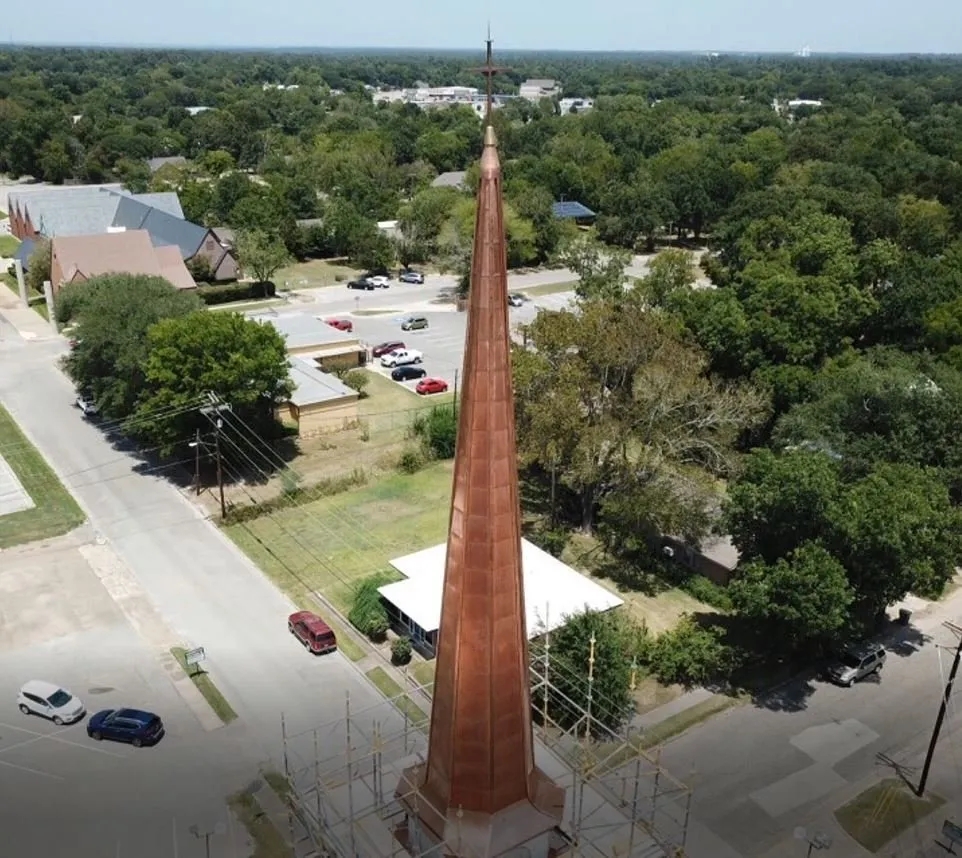 Slide of Strata Roofing and Construction