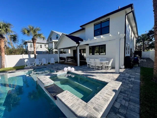 Slide of Stratum Contracting & Construction Management