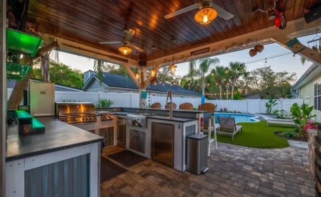 Slide of Stratum Contracting and Construction Management