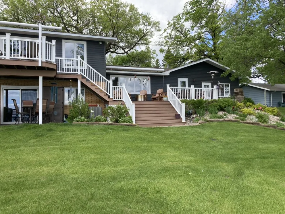 Slide of Straw Hat Roofing And Construction