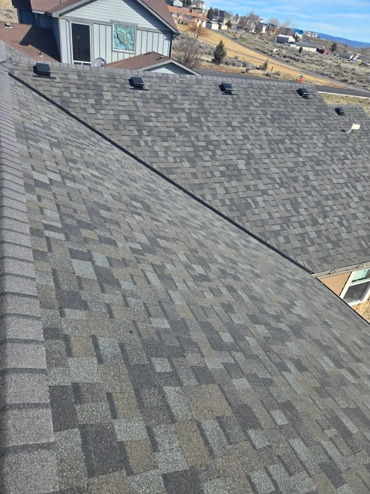 Slide of Striver Roofing