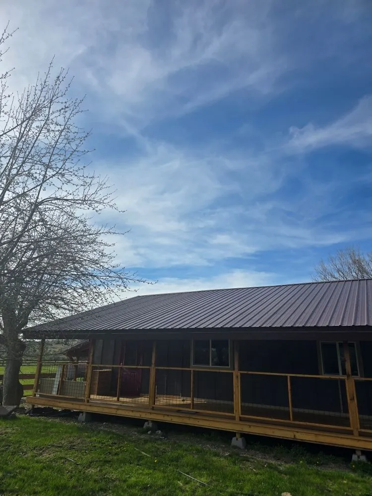 Slide of Striver Roofing