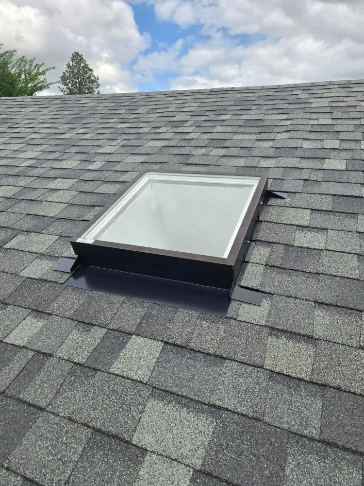 Slide of Striver Roofing