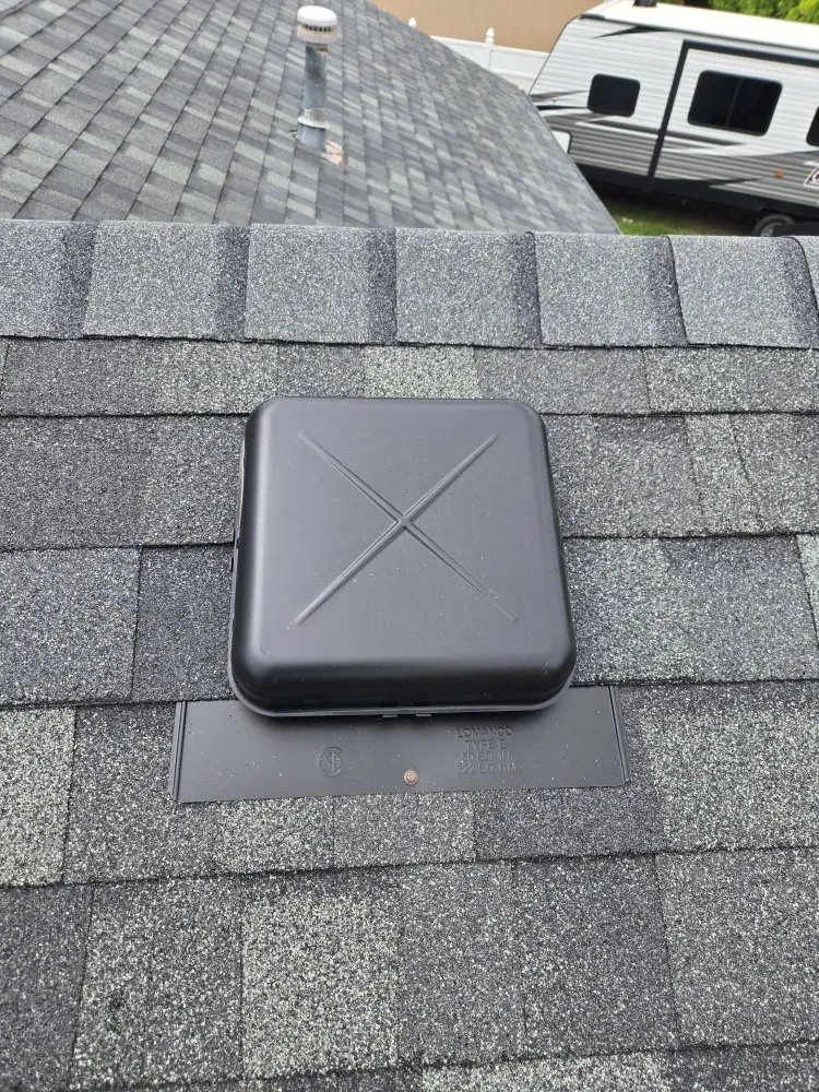 Slide of Striver Roofing