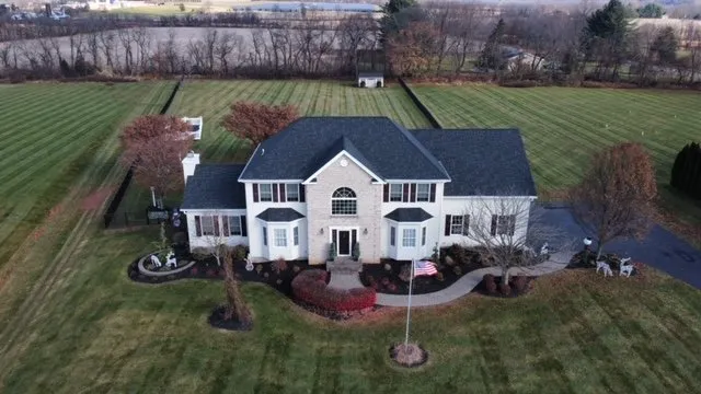 Slide of Strober Roofing and Maintenance