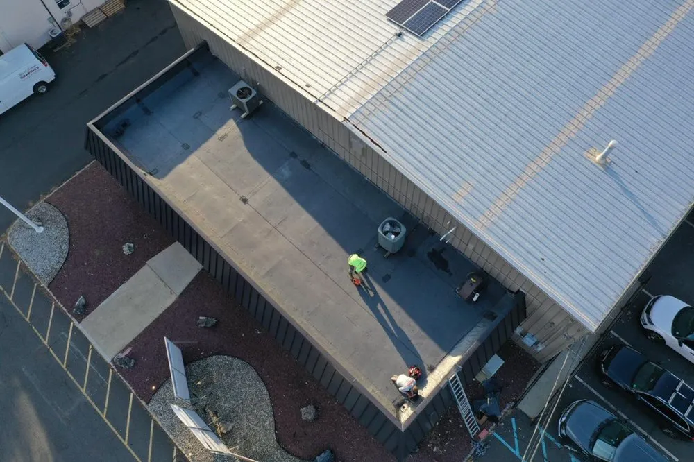 Slide of Strober Roofing and Maintenance