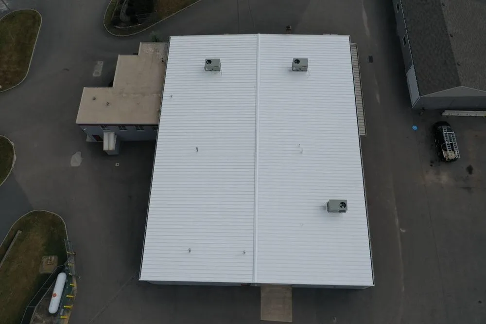 Slide of Strober Roofing and Maintenance