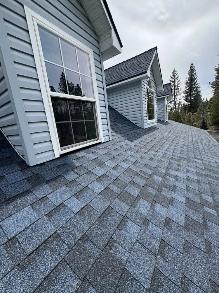 Slide of Strom Roofing