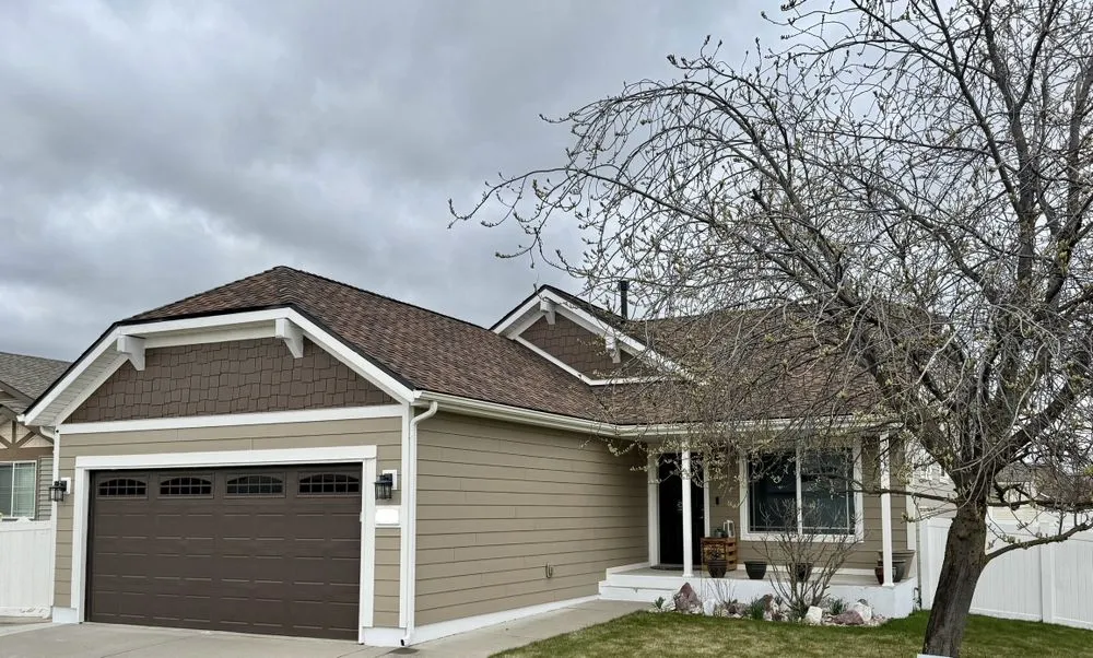 Slide of Strom Roofing