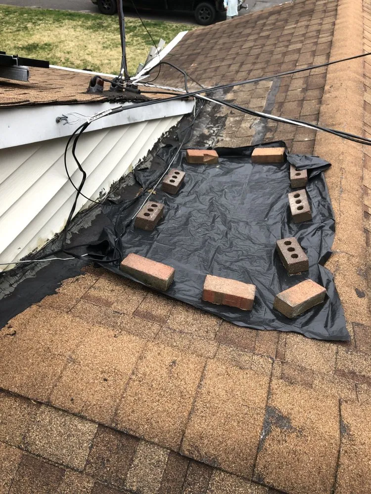 Slide of Strong Brothers Home Improvement