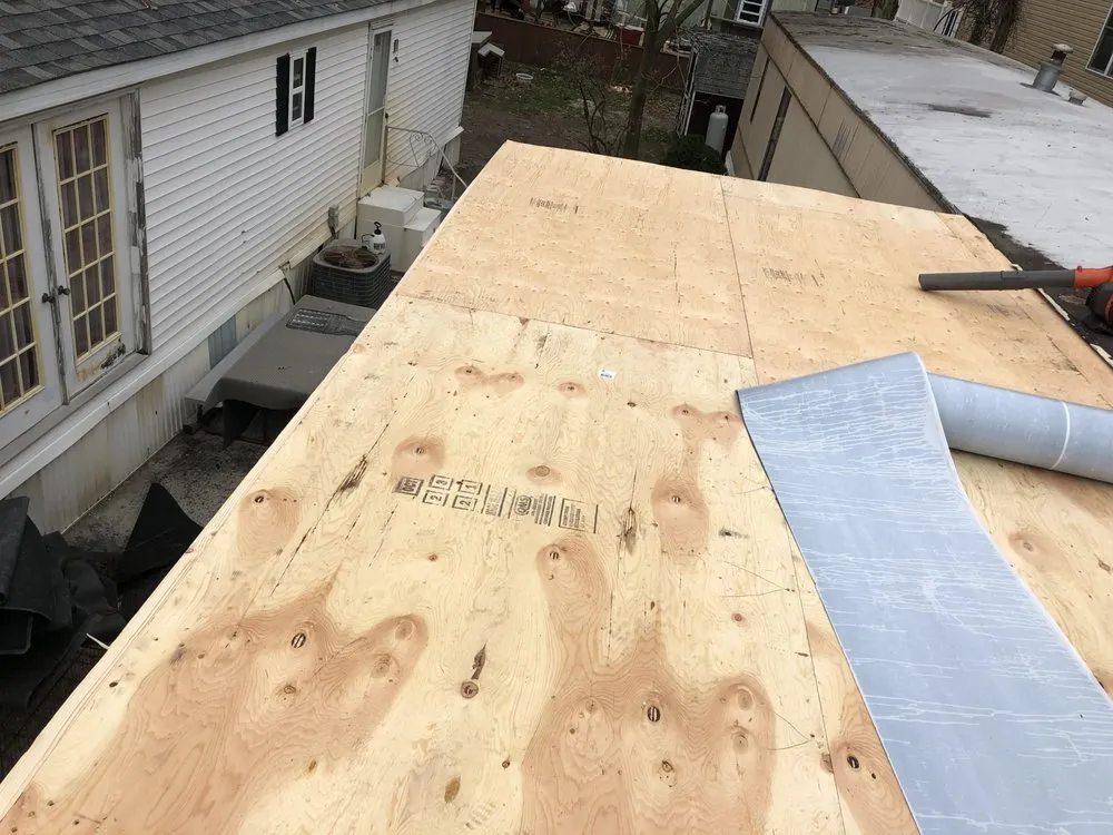 Slide of Strong Brothers Home Improvement