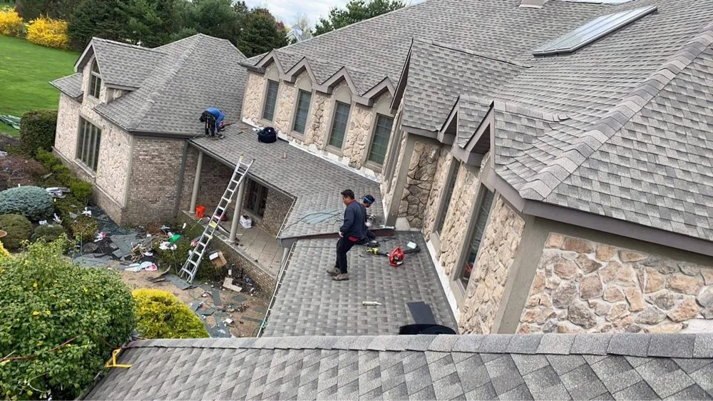 Slide of Strong Brothers Home Improvement