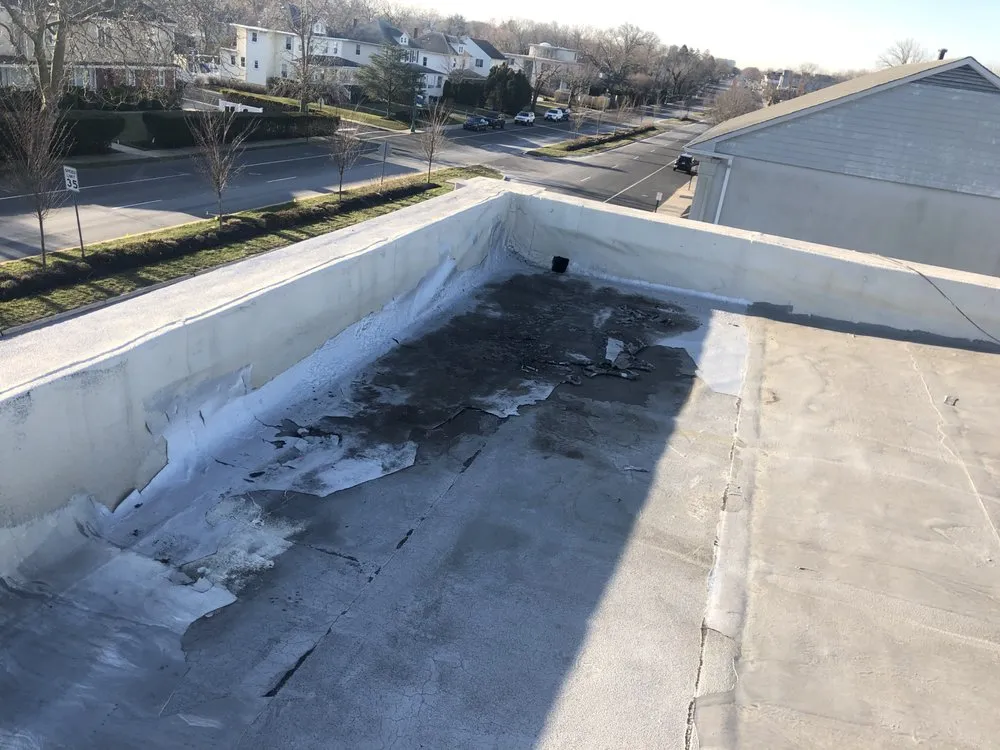 Slide of Strong Brothers Home Improvement