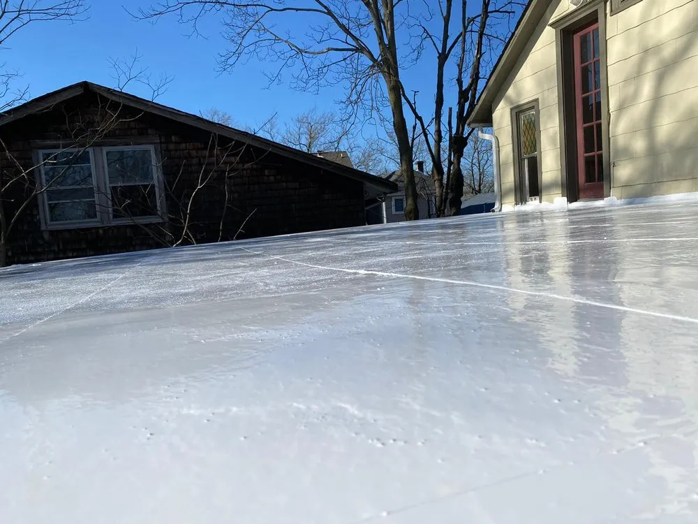 Slide of Strong Brothers Home Improvement