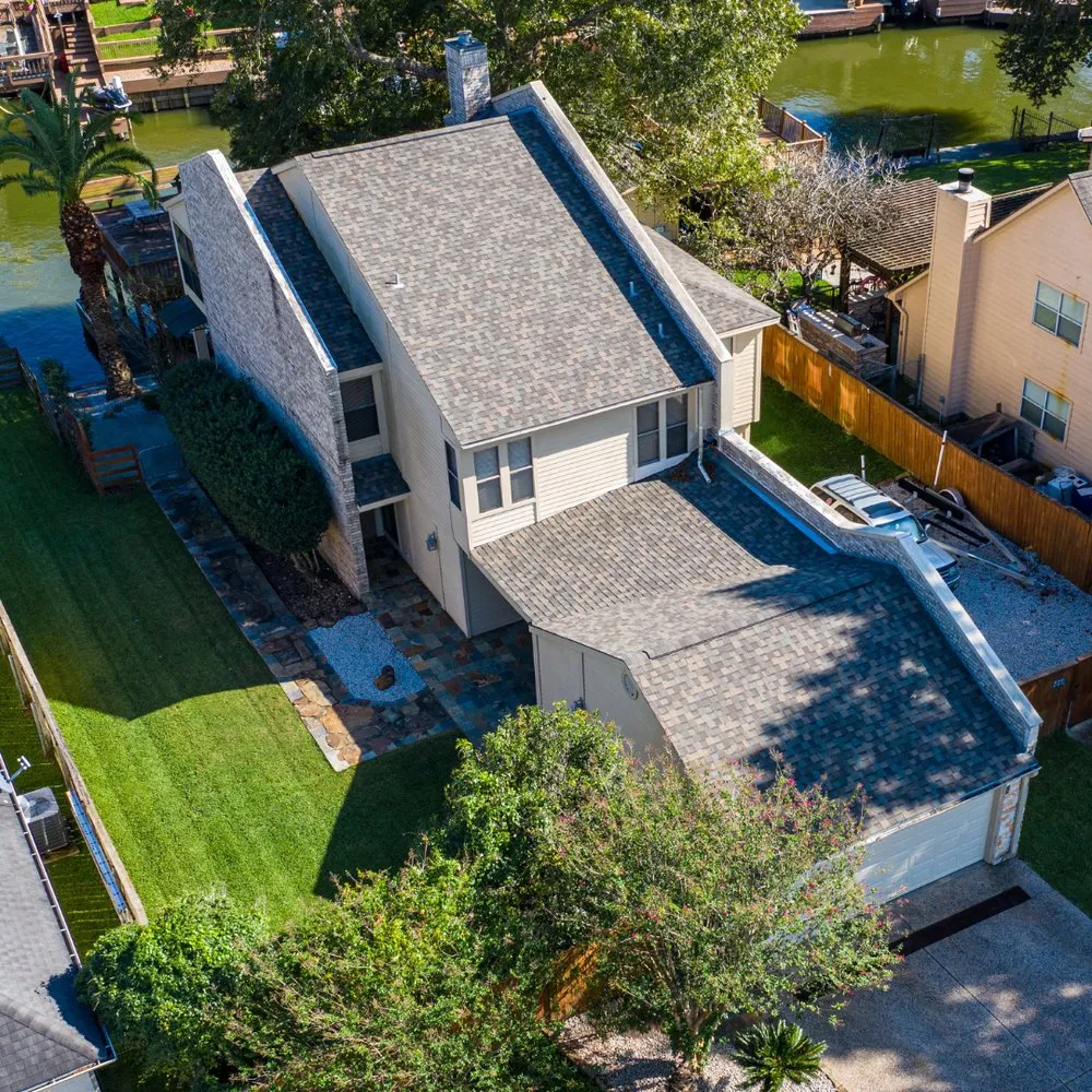 Slide of Stronghold Restoration and Roofing