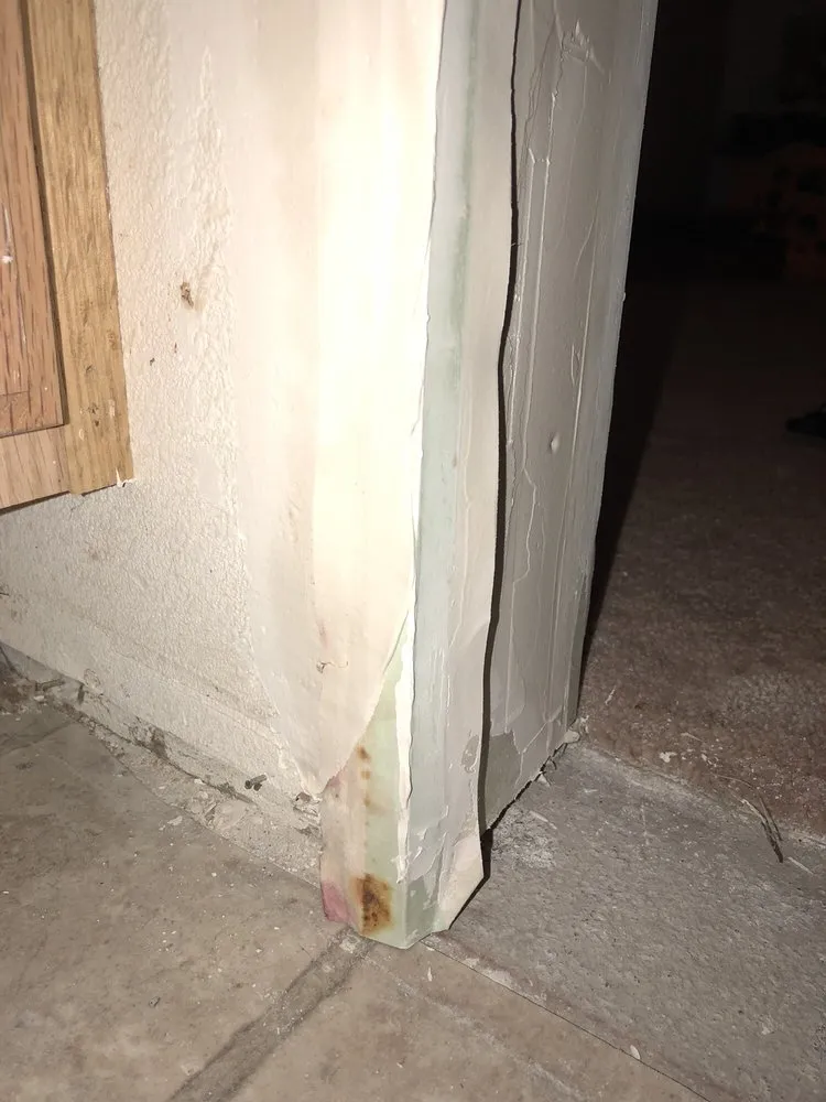 Slide of Strouds Construction & Painting