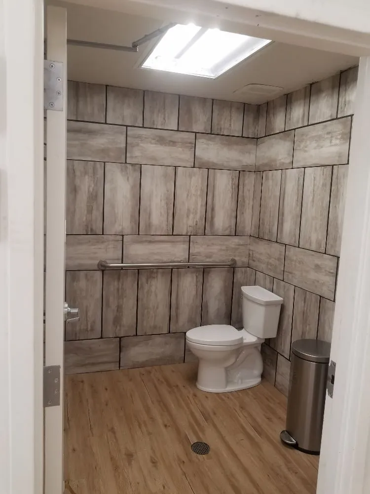 Slide of Strouds Construction & Painting