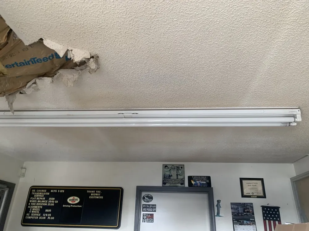 Slide of Structrum Roofing and Construction