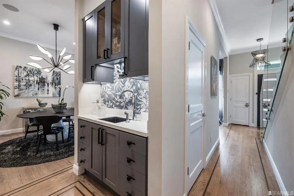 Slide of Structure 5 Construction