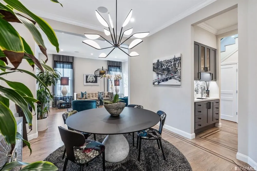 Slide of Structure 5 Construction