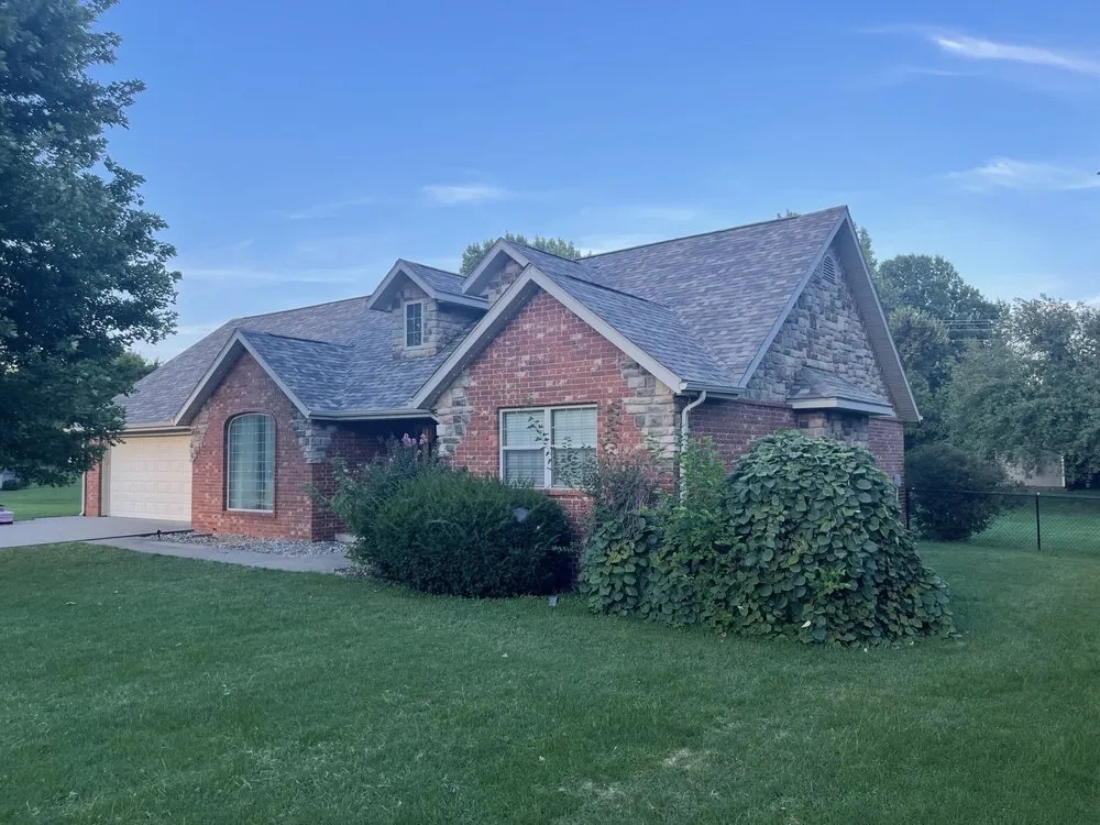 Emergency roof leak repair near you across Weaubleau, MO - Strutton’s Exteriors