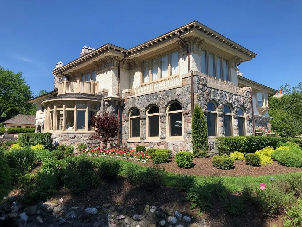 Slide of STS Roofing