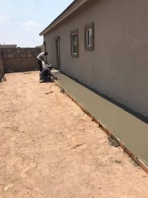 Su Casa Roofing General Construction Logo