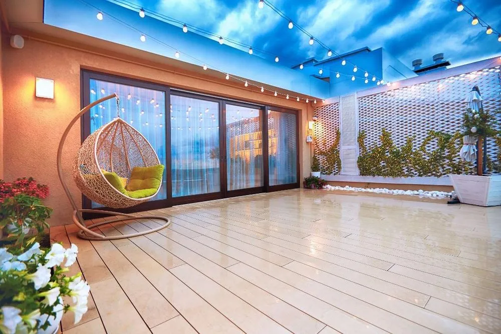 Slide of Sublime Exteriors