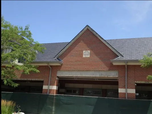 Suburban Midwest Roofing Logo