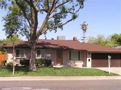Trusted flat roof repair for residential properties across Lobbock, TX - Sukin Development