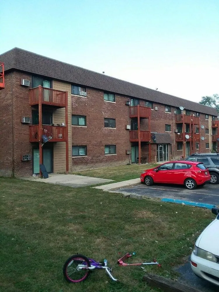 Slide of Sullivan & Fortner Roofing