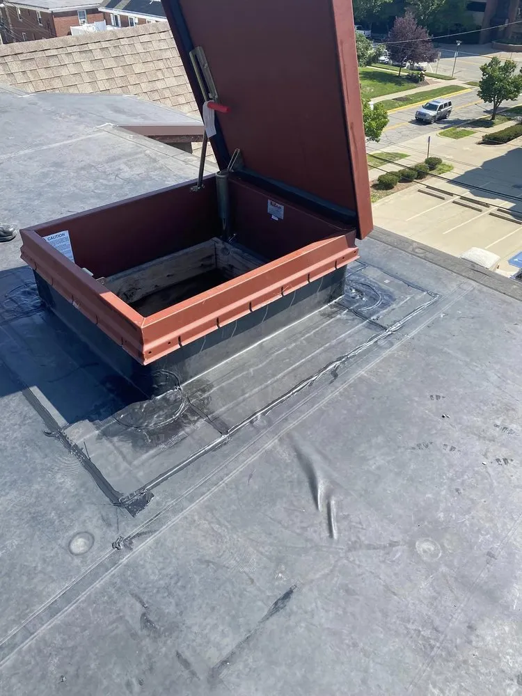 Slide of Sullivan & Fortner Roofing