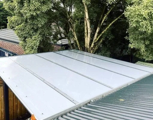 Summerhill Roofing Logo