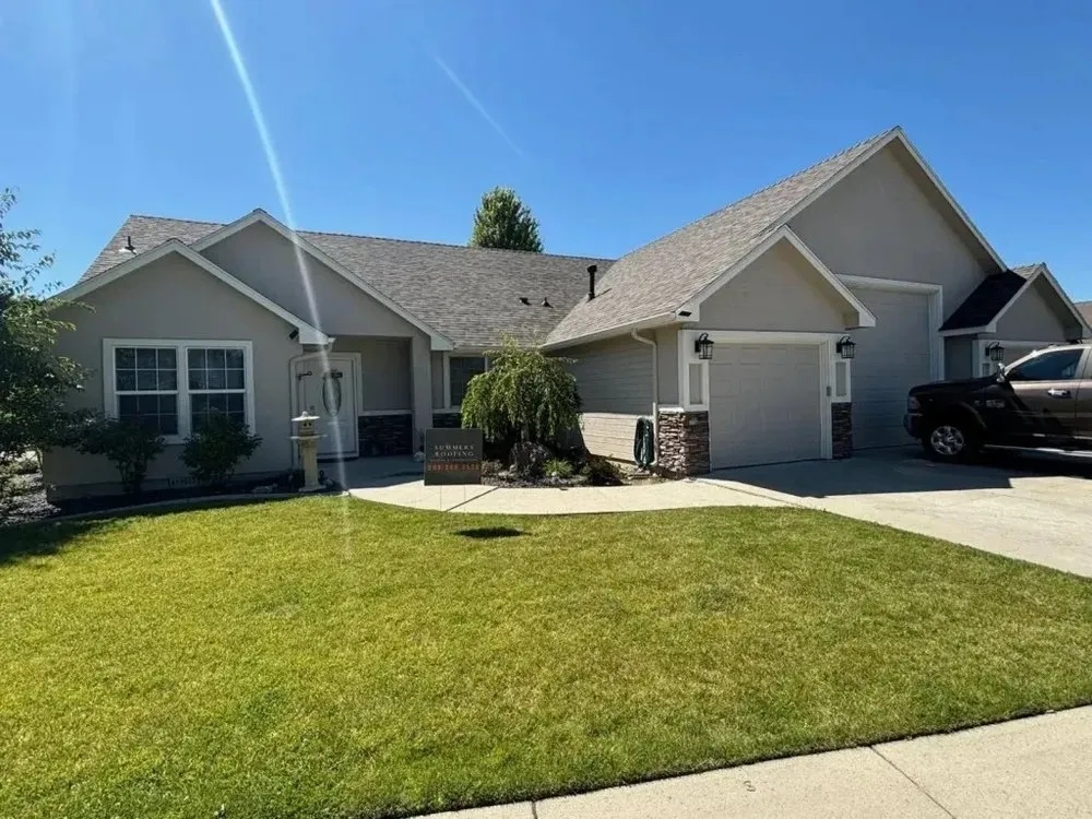 Slide of Summers Roofing