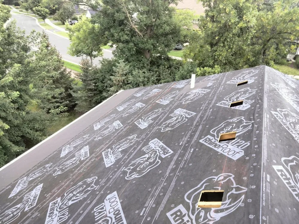 Slide of Summit Builders