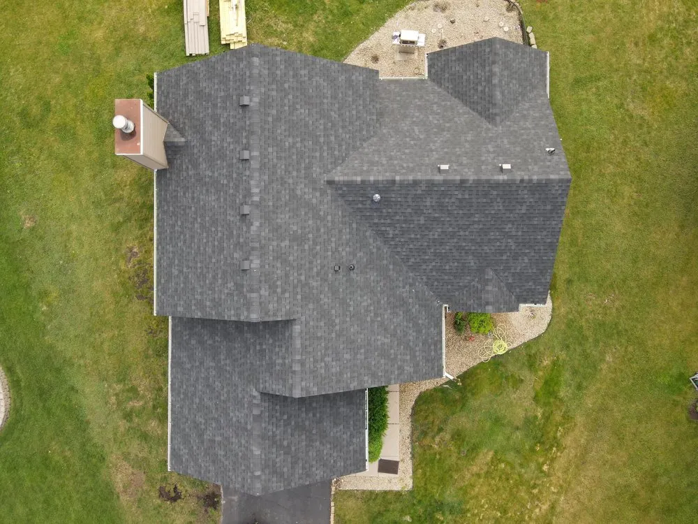 Slide of Summit Builders