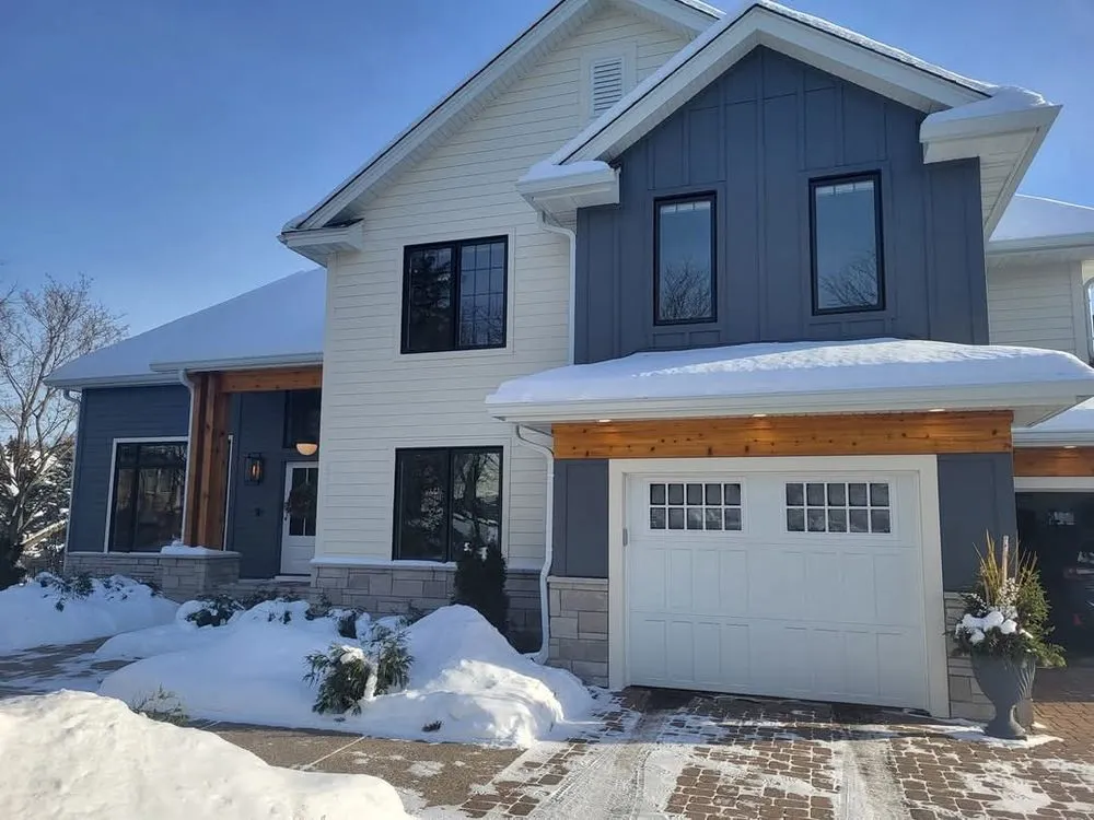 Slide of Summit Exteriors