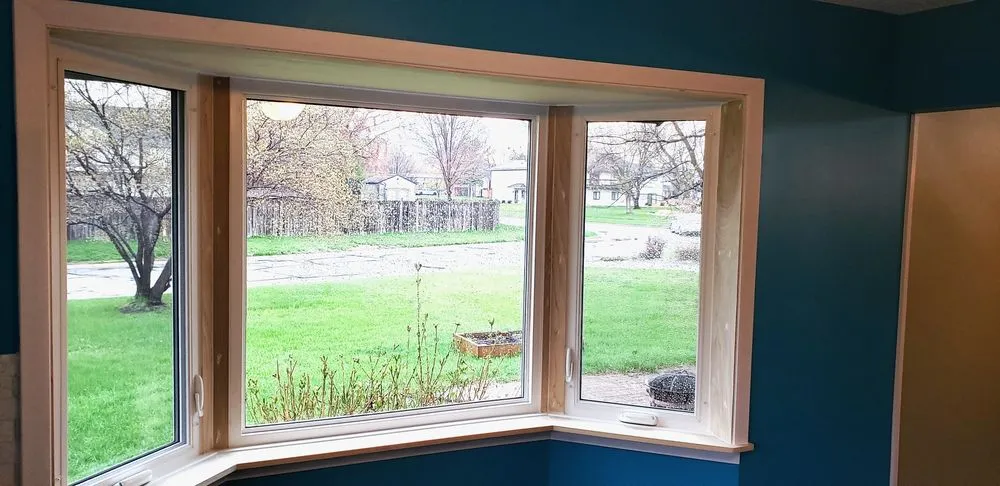 Slide of Summit Exteriors