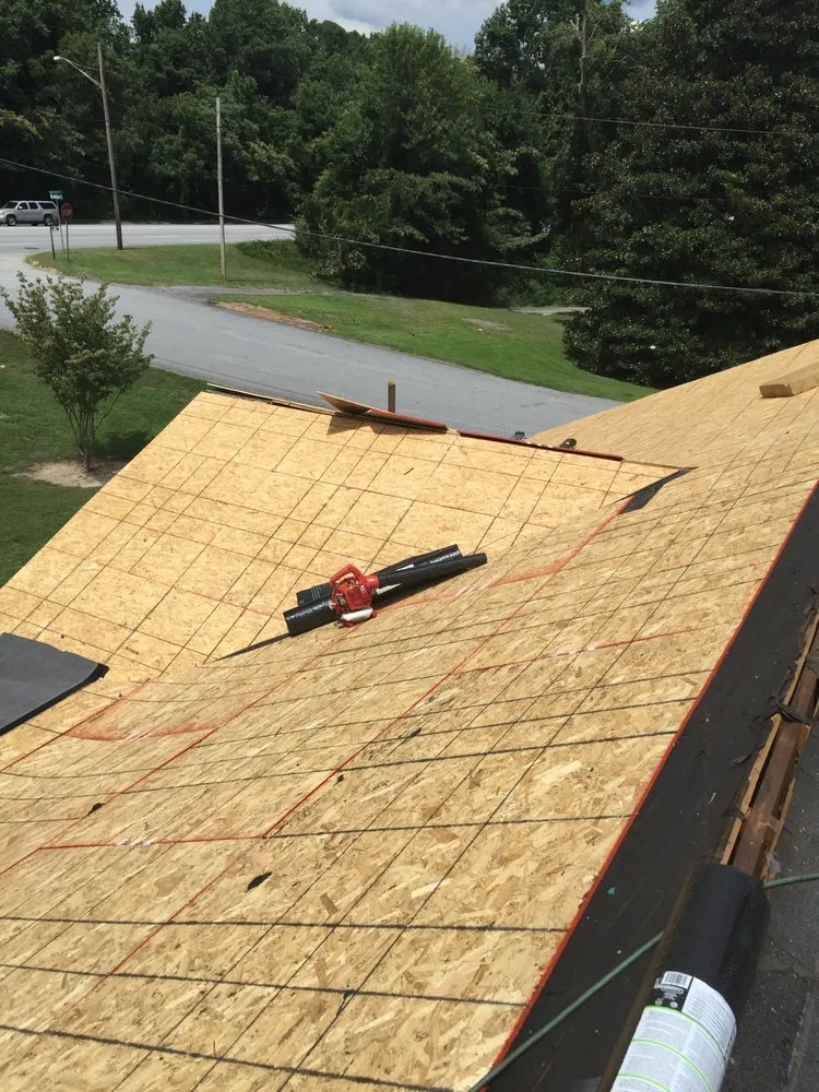 Slide of Summit Exteriors