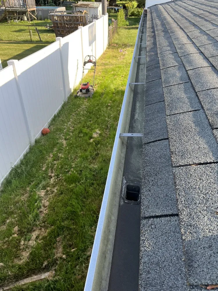 Slide of Summit Gutter And Roof Cleaning