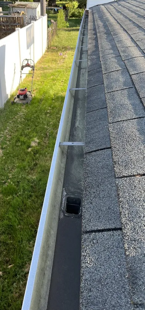 Slide of Summit Gutter And Roof Cleaning