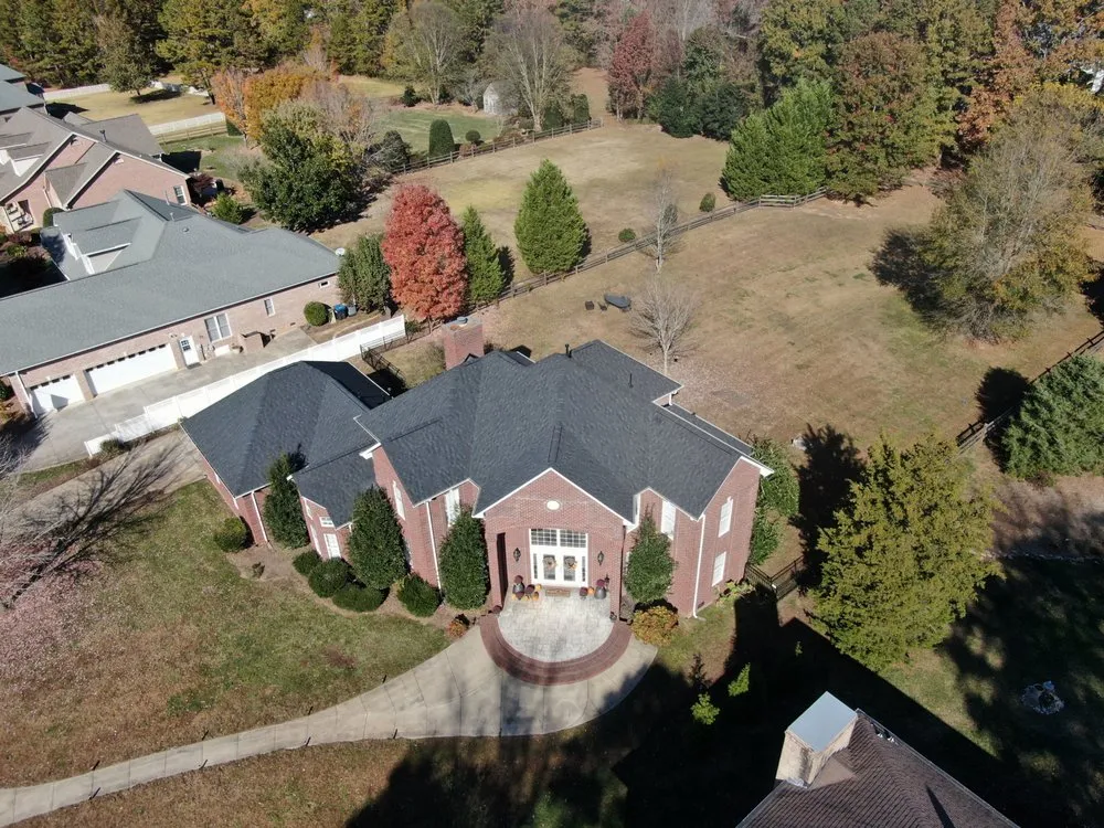 Slide of Summit Renovations