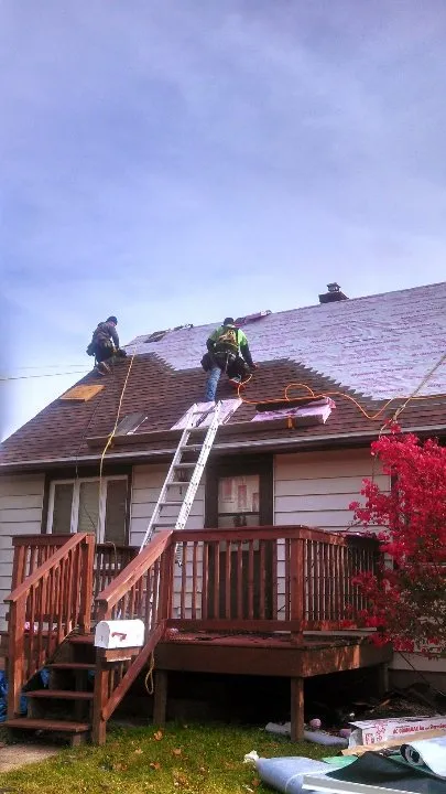 Slide of Summit Roofing & Siding